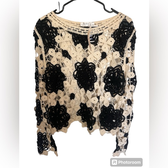 Crocheted sweater Size: XL - Picture 1 of 3